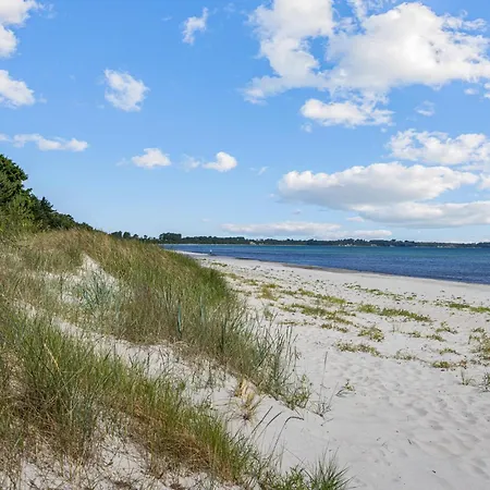 Beautiful In With Wifi Appartamento Altenkirchen (Mecklenburg-Vorpommern)
